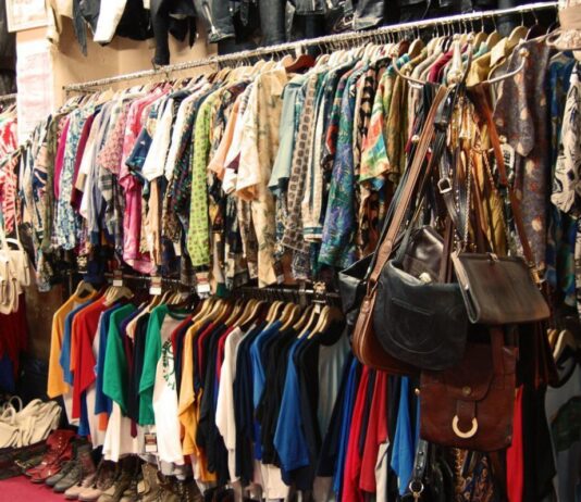 Where to donate old things in New York?