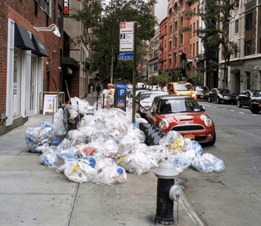 Як у Нью-Йорку поводяться з відходами?