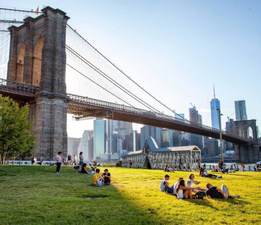 История Бруклин-Бридж Парк в Нью-Йорке — от портовых складов до грандиозного парка отдыха