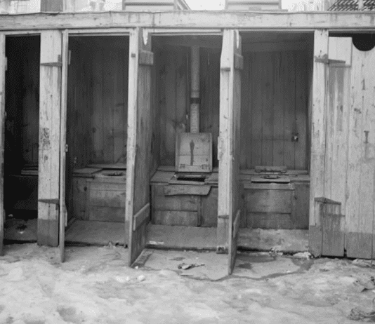 The History of Public Toilets in New York