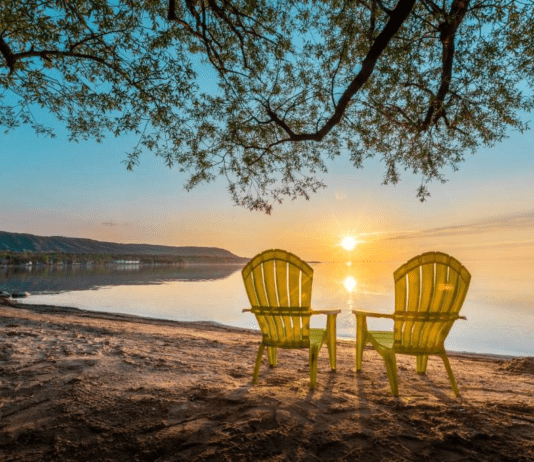 Де поплавати влітку: гарні та чисті озера в околицях Нью-Йорка