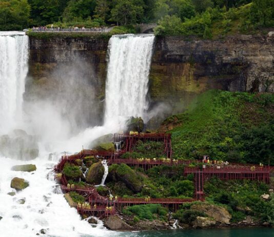 Уникальная пещера в Нью-Йорке: история возникновения подземного лабиринта